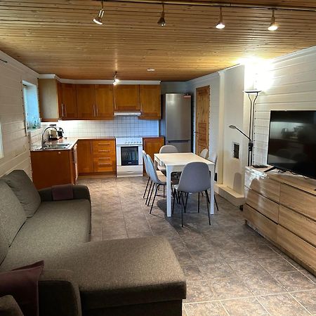 3 Room Apartment With Parking ترومسو المظهر الخارجي الصورة
